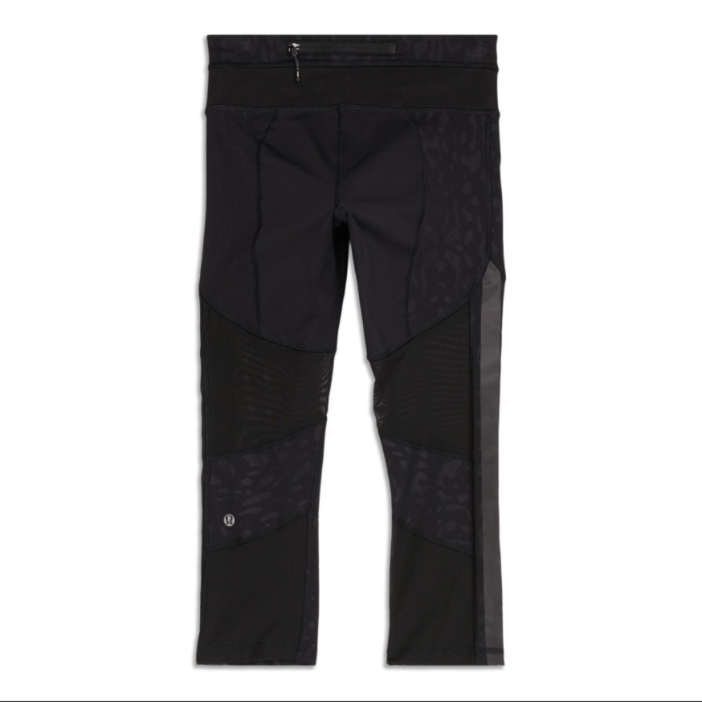 Lululemon Afrodite crop leggings
